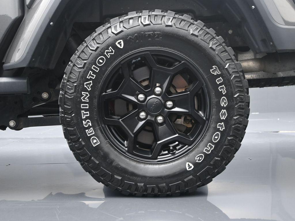 used 2021 Jeep Gladiator car, priced at $31,395