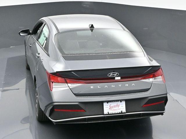 new 2025 Hyundai Elantra car, priced at $24,665