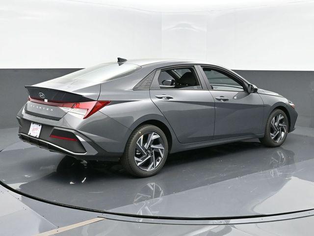 new 2025 Hyundai Elantra car, priced at $24,665