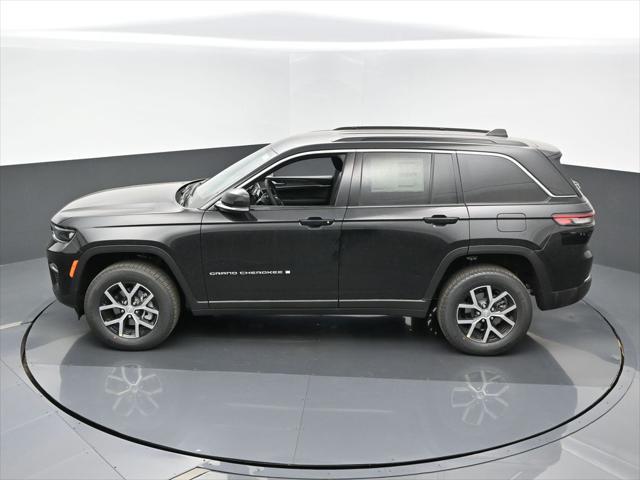 new 2025 Jeep Grand Cherokee car, priced at $44,381