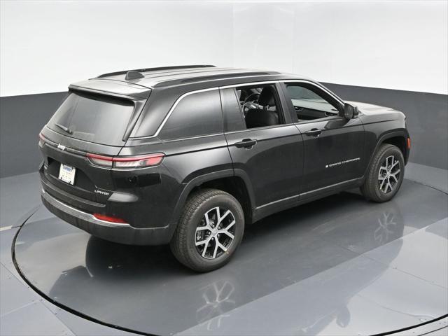 new 2025 Jeep Grand Cherokee car, priced at $44,381