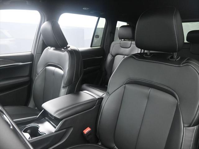 new 2025 Jeep Grand Cherokee car, priced at $44,881