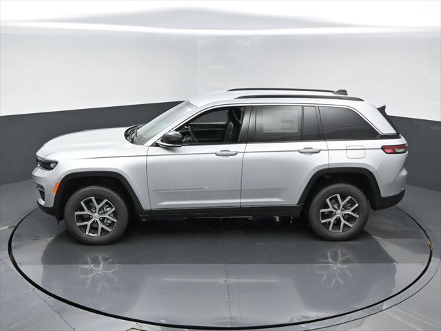 new 2025 Jeep Grand Cherokee car, priced at $44,881