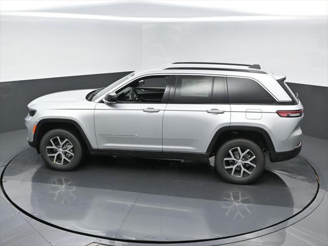 new 2025 Jeep Grand Cherokee car, priced at $44,881