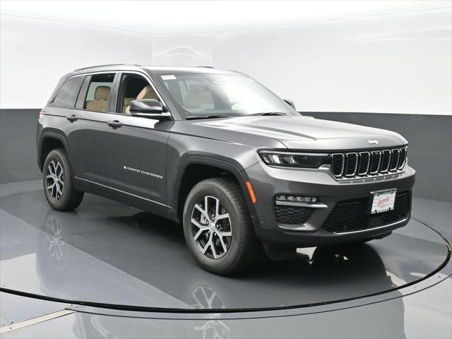 new 2025 Jeep Grand Cherokee car, priced at $49,321