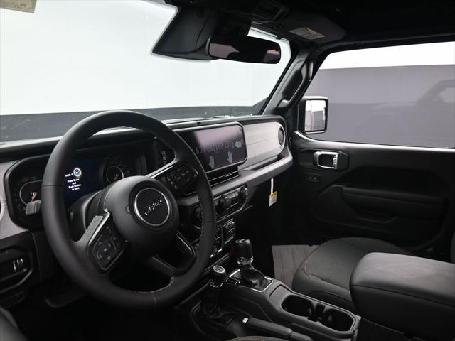 new 2025 Jeep Wrangler car, priced at $51,760