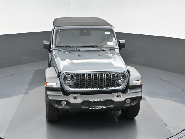 new 2025 Jeep Wrangler car, priced at $51,760