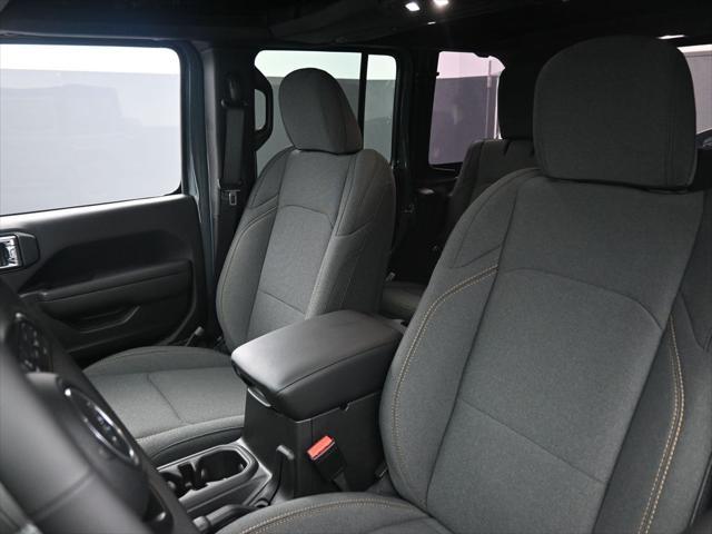 new 2025 Jeep Wrangler car, priced at $51,760