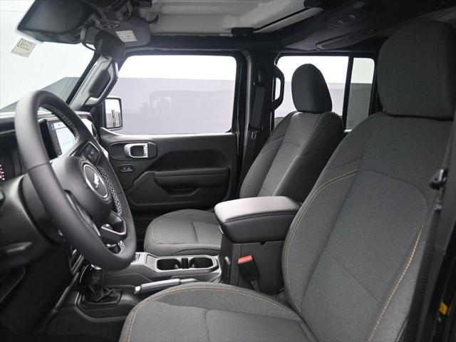 new 2025 Jeep Wrangler car, priced at $41,306