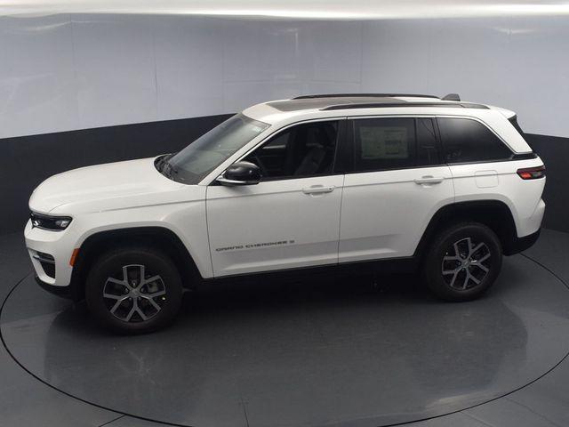 new 2024 Jeep Grand Cherokee car, priced at $50,500