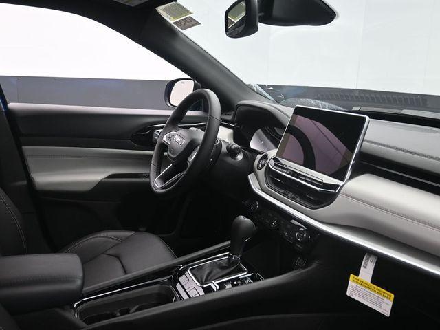 new 2025 Jeep Compass car, priced at $34,435