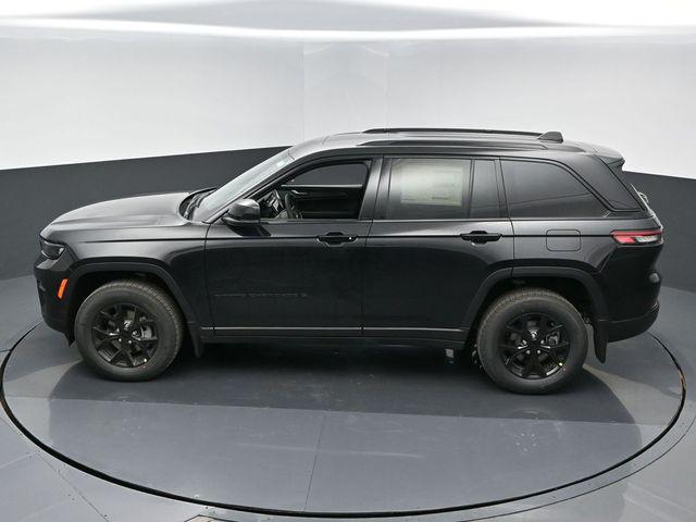 new 2025 Jeep Grand Cherokee car, priced at $46,255