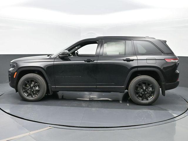 new 2025 Jeep Grand Cherokee car, priced at $46,255