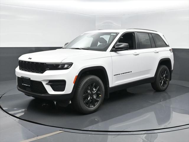 new 2025 Jeep Grand Cherokee car, priced at $42,540