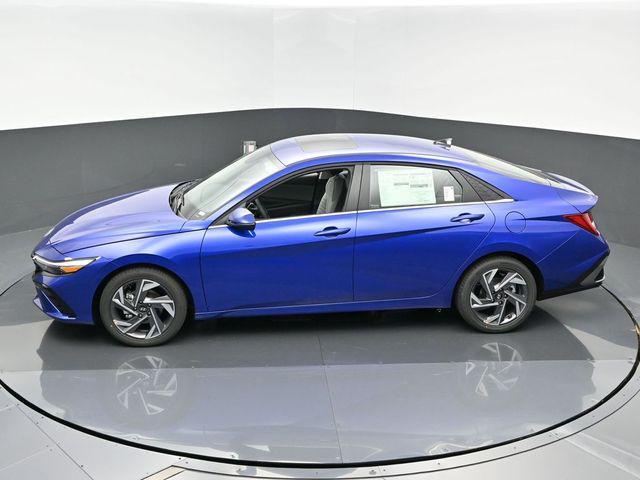 new 2025 Hyundai Elantra car, priced at $28,240