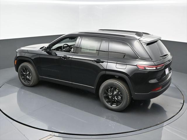 new 2025 Jeep Grand Cherokee car, priced at $43,710