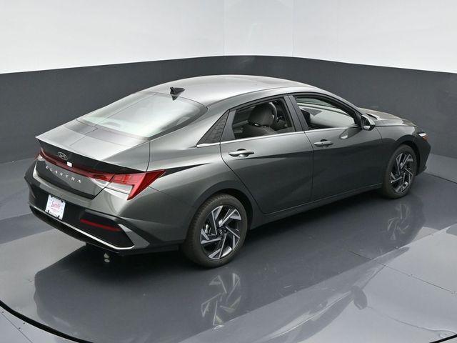 new 2025 Hyundai Elantra car, priced at $27,235