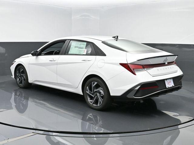 new 2025 Hyundai Elantra car, priced at $25,175