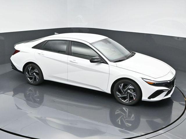 new 2025 Hyundai Elantra car, priced at $25,150