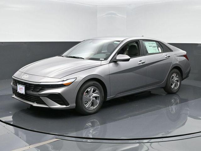 new 2025 Hyundai Elantra car, priced at $23,555