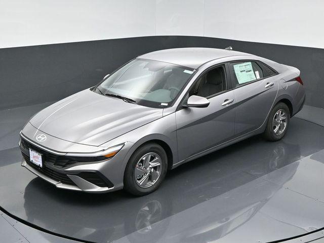 new 2025 Hyundai Elantra car, priced at $23,555