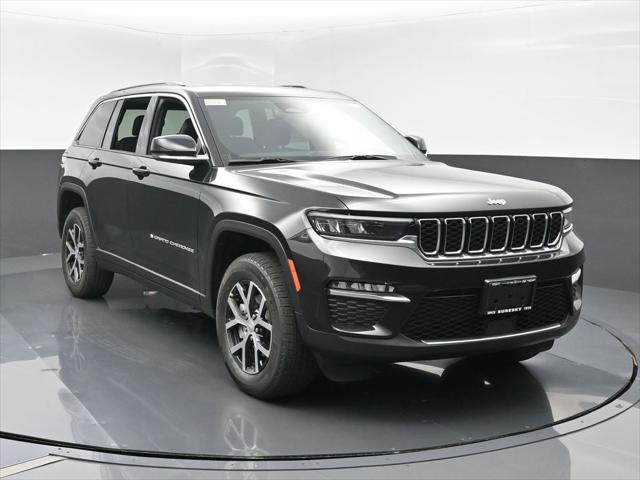 new 2025 Jeep Grand Cherokee car, priced at $47,495