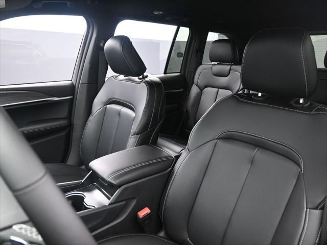 new 2025 Jeep Grand Cherokee car, priced at $47,495