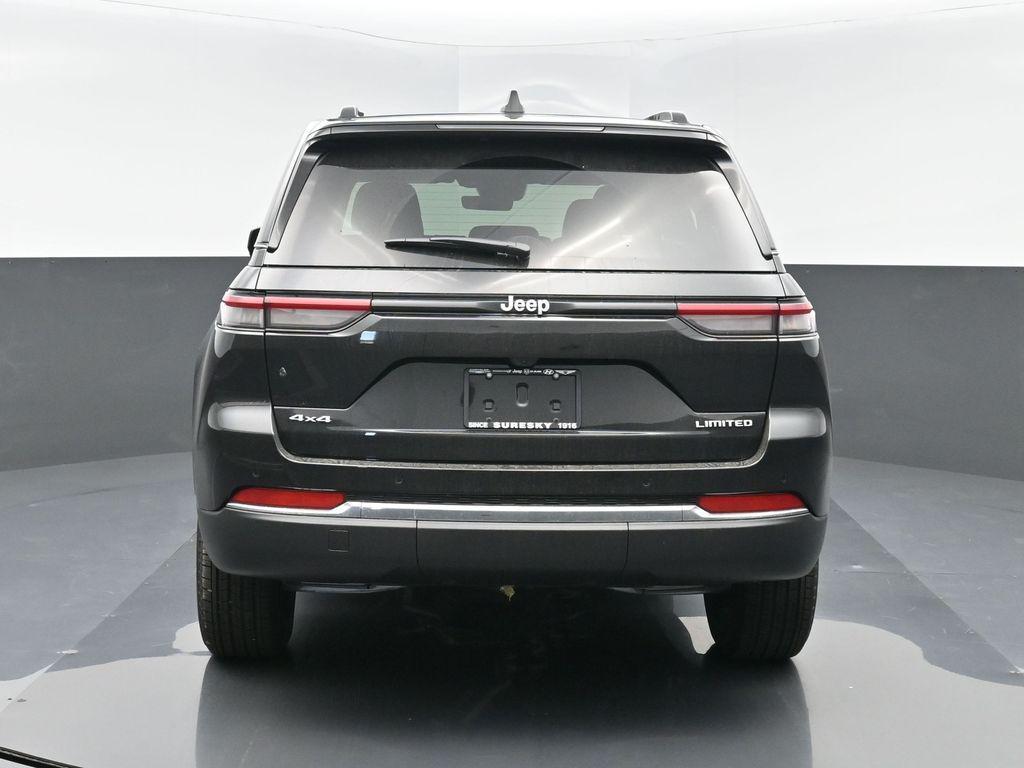 new 2025 Jeep Grand Cherokee car, priced at $41,745