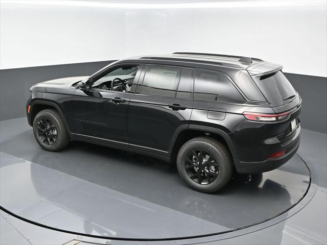 new 2025 Jeep Grand Cherokee car, priced at $42,511