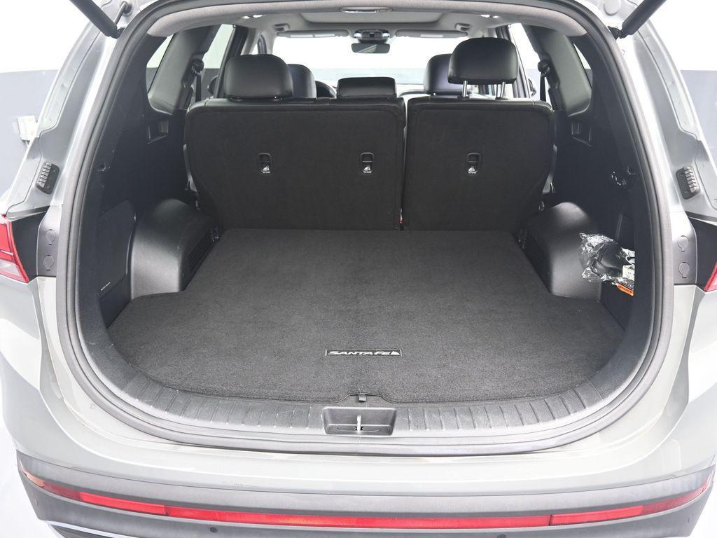 used 2022 Hyundai Santa Fe car, priced at $29,995