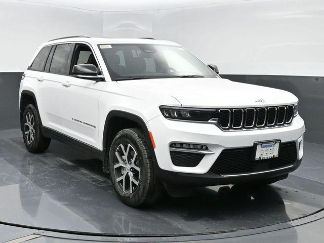 new 2025 Jeep Grand Cherokee car, priced at $49,640