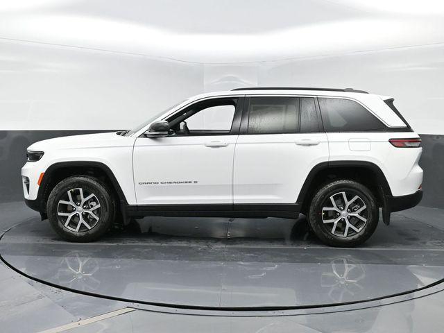 new 2025 Jeep Grand Cherokee car, priced at $49,640