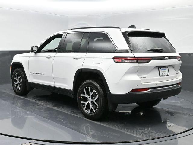 new 2025 Jeep Grand Cherokee car, priced at $49,640