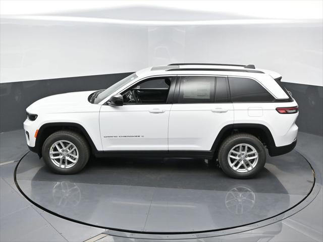 new 2025 Jeep Grand Cherokee car, priced at $42,775
