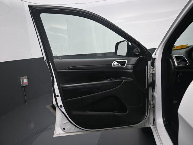 used 2021 Jeep Grand Cherokee car, priced at $22,824