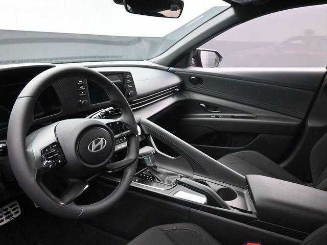 new 2025 Hyundai Elantra car, priced at $25,135