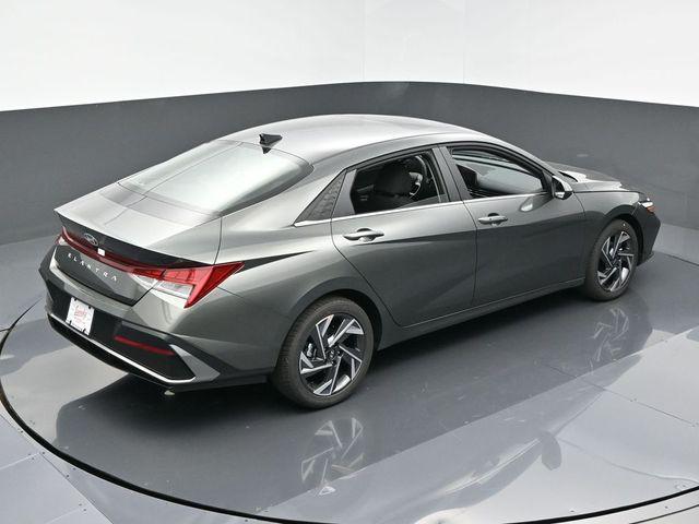 new 2025 Hyundai Elantra car, priced at $27,265