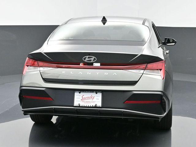 new 2025 Hyundai Elantra car, priced at $27,265