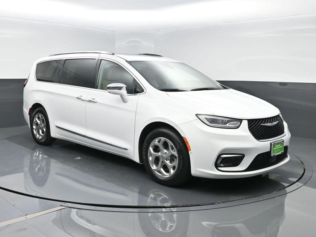 used 2021 Chrysler Pacifica Hybrid car, priced at $23,495