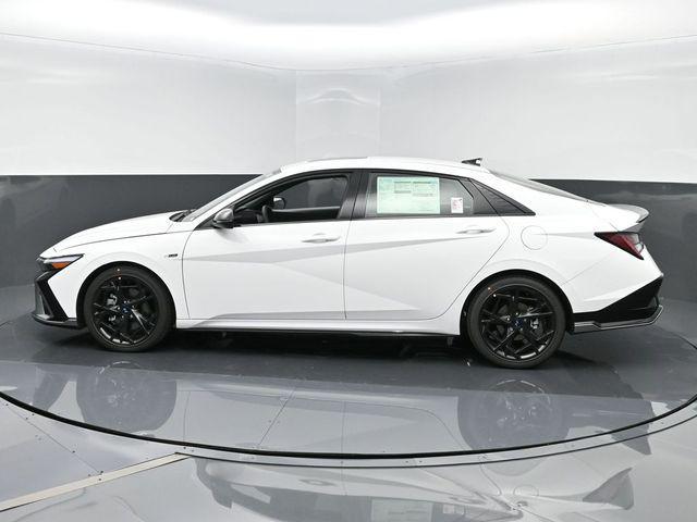 new 2025 Hyundai Elantra car, priced at $30,385