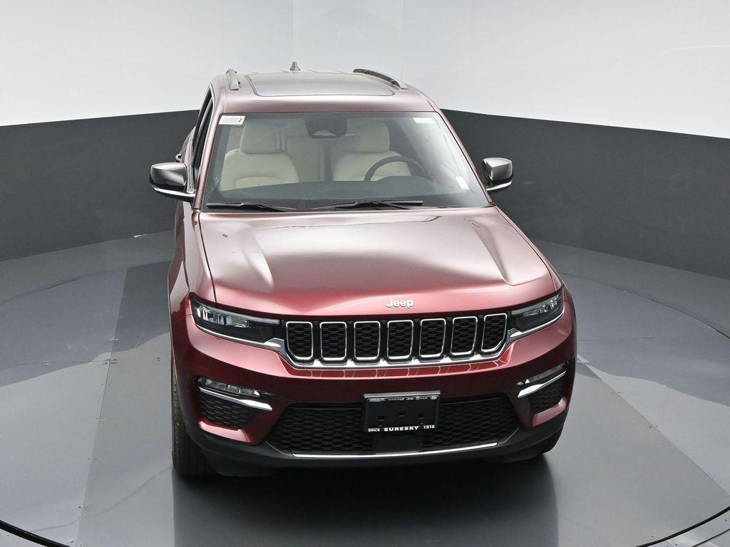 new 2025 Jeep Grand Cherokee car, priced at $46,685
