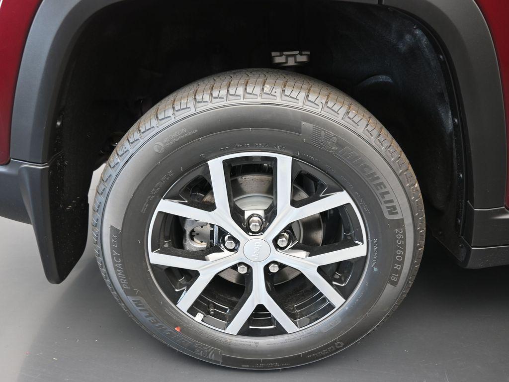 new 2025 Jeep Grand Cherokee car, priced at $46,685