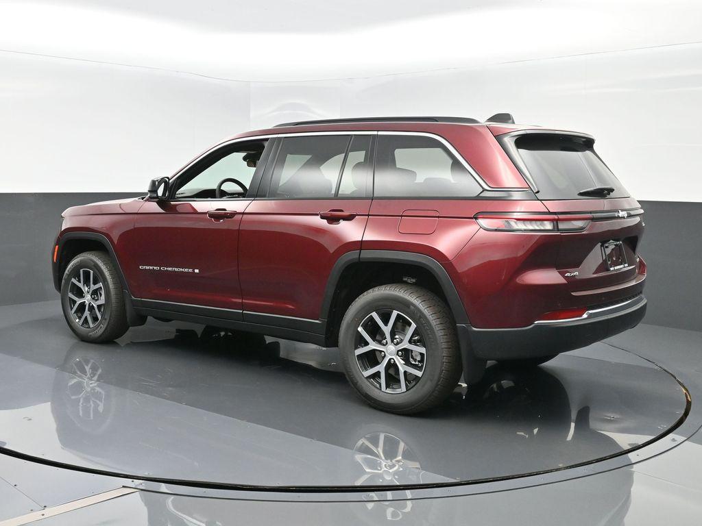 new 2025 Jeep Grand Cherokee car, priced at $46,685