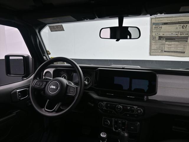 new 2025 Jeep Gladiator car, priced at $40,847