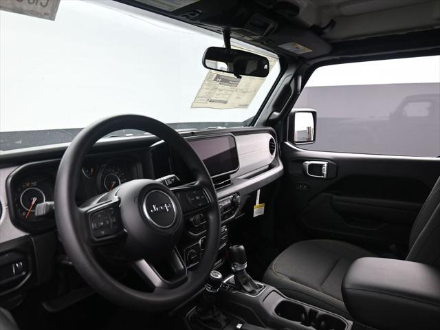 new 2025 Jeep Gladiator car, priced at $40,847