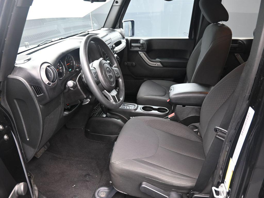 used 2015 Jeep Wrangler Unlimited car, priced at $19,995
