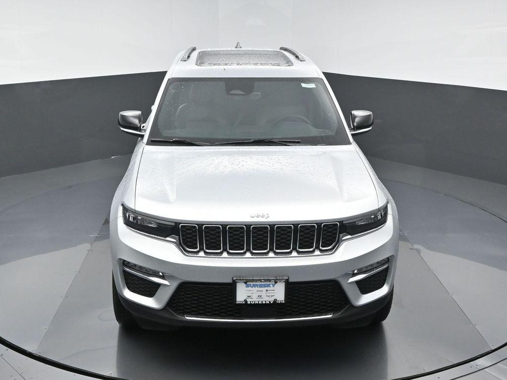 new 2025 Jeep Grand Cherokee car, priced at $44,260