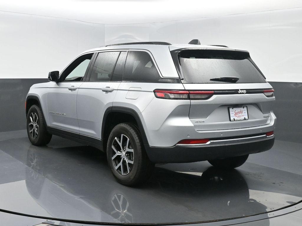 new 2025 Jeep Grand Cherokee car, priced at $44,260