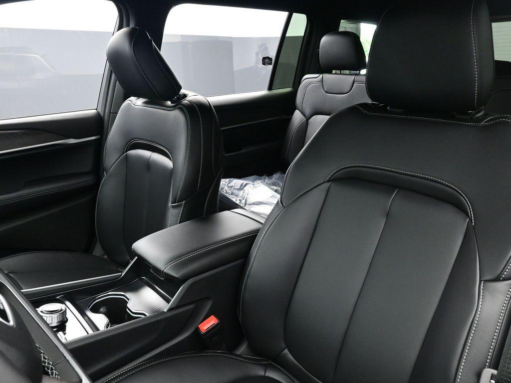 new 2025 Jeep Grand Cherokee L car, priced at $50,035