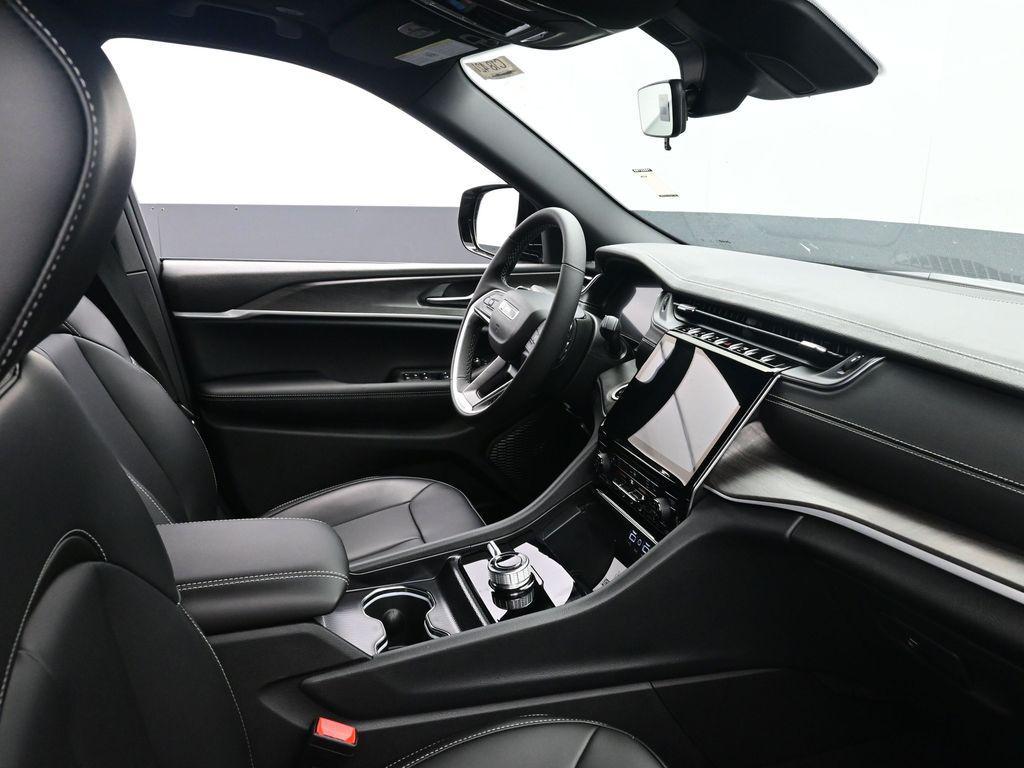 new 2025 Jeep Grand Cherokee L car, priced at $50,035